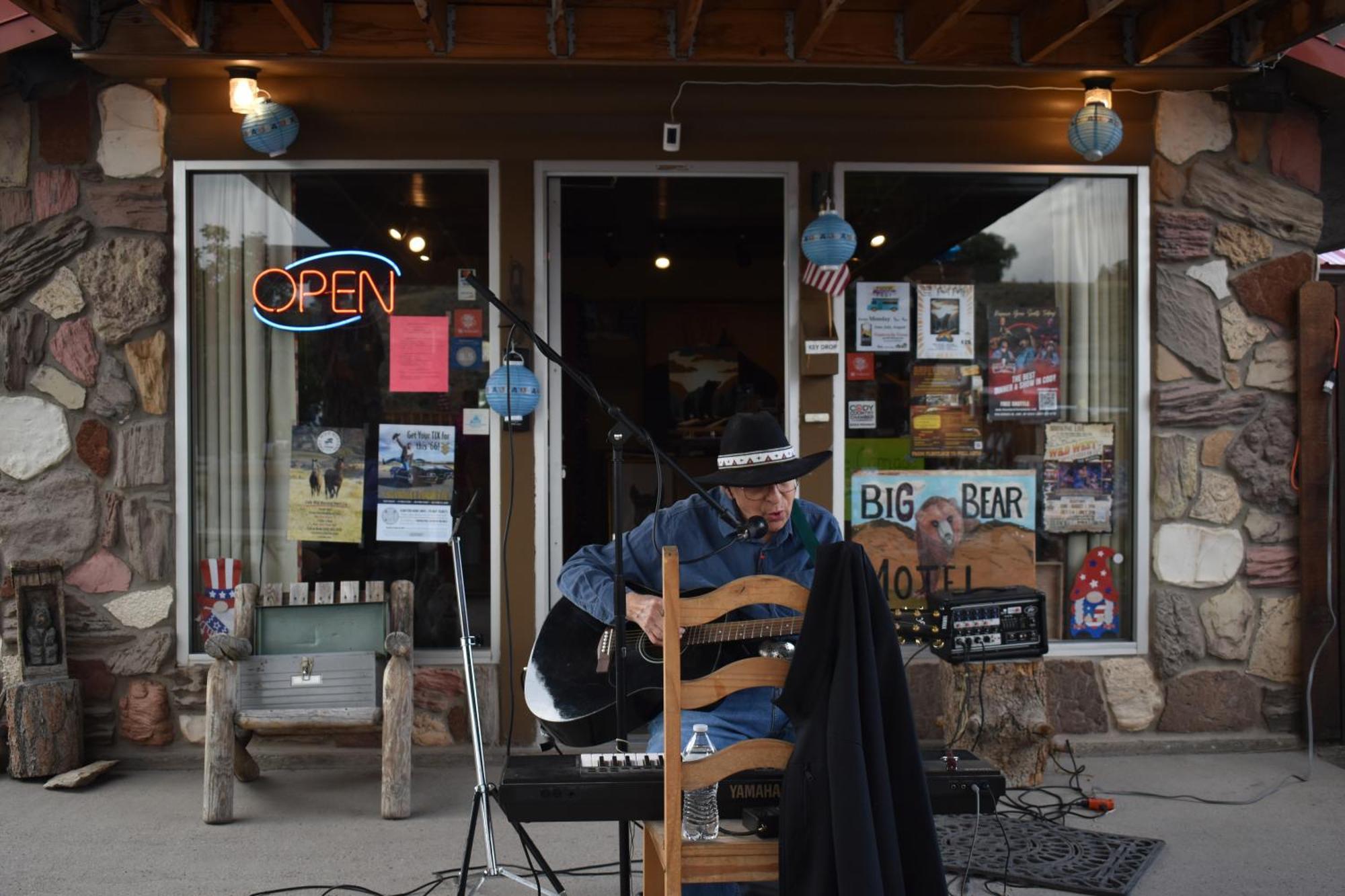 Big Bear Motel Cody Dış mekan fotoğraf