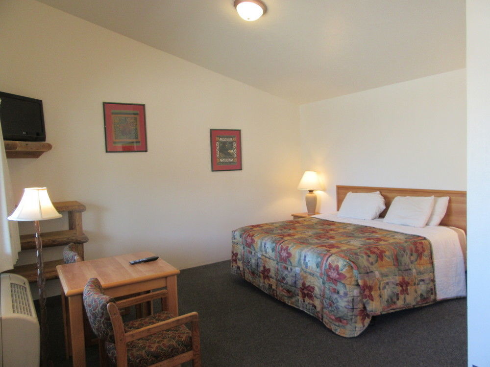 Big Bear Motel Cody Dış mekan fotoğraf